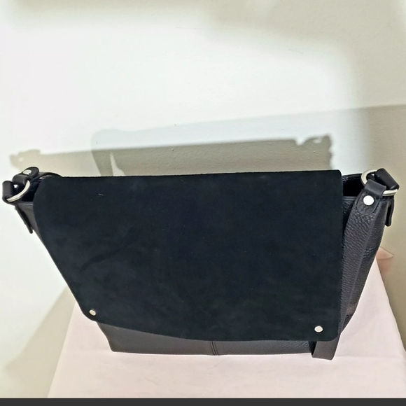 NWT!! TREASURE AND BOND LEATHER MESSENGER BAG - Picture 5 of 9